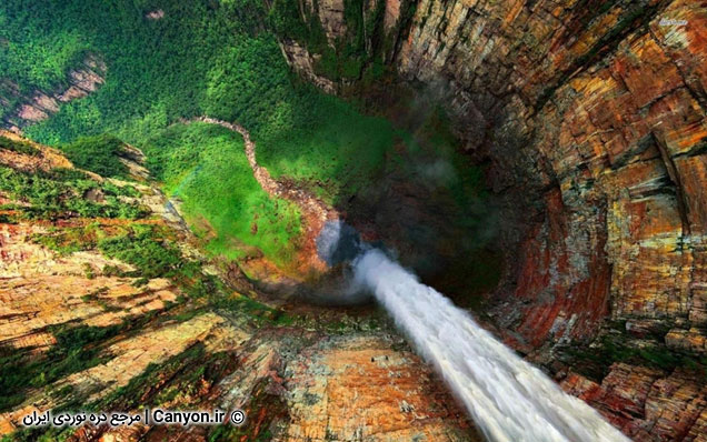 تصویری از آبشار آنجل