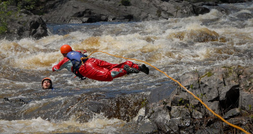 خطر نیروی آب  Water Force Hazard